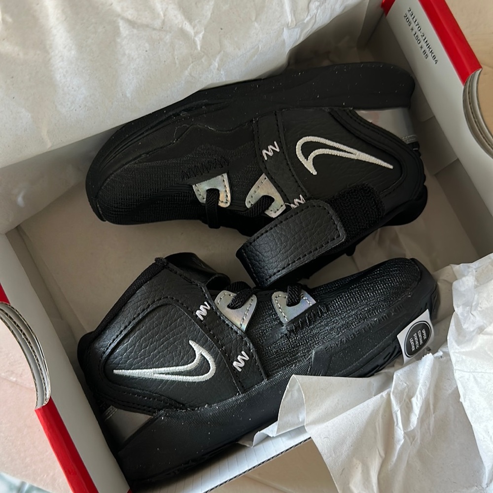 Toddler Kyrie Infinity 7c